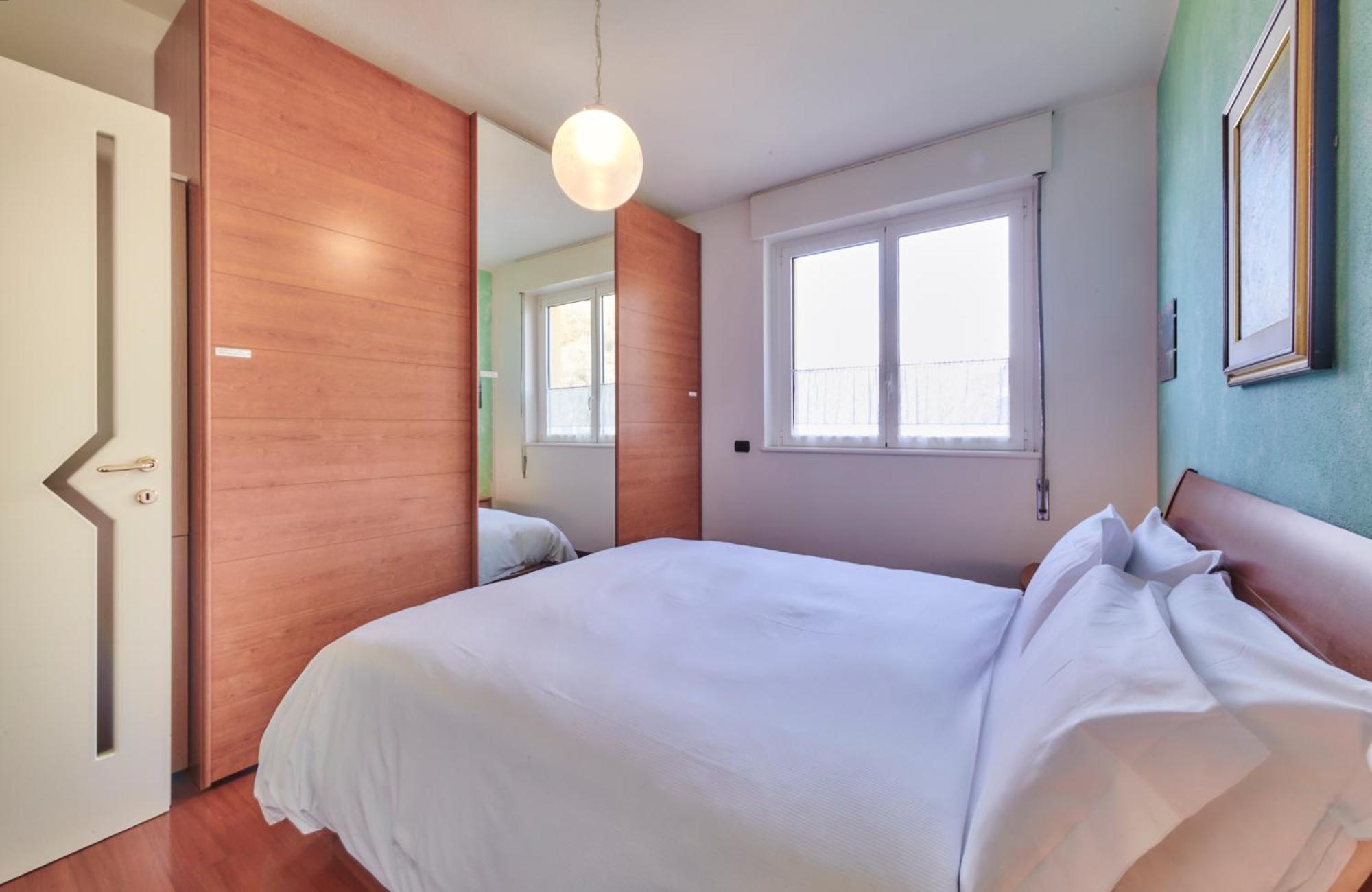 Balcony Lake View Apartment リエルナ エクステリア 写真